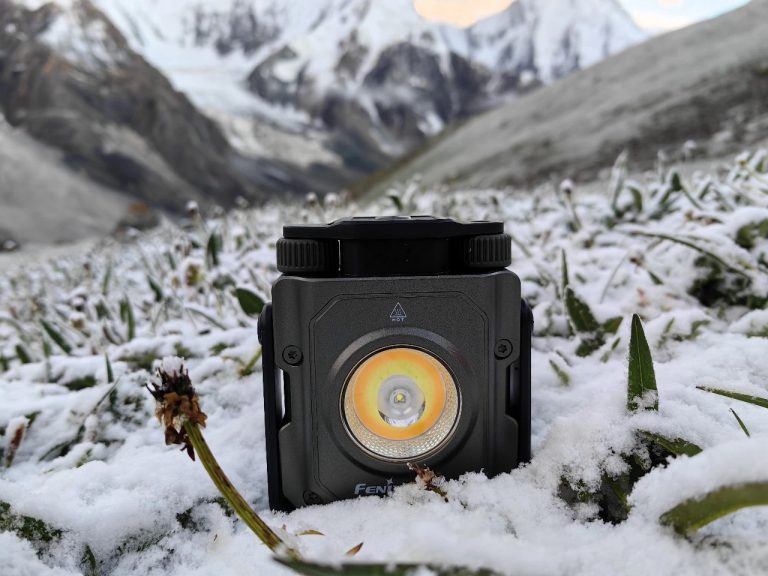 1600流明，聚泛雙開(kāi)！Fenix-CL27R多功能戶(hù)外燈全面分享！